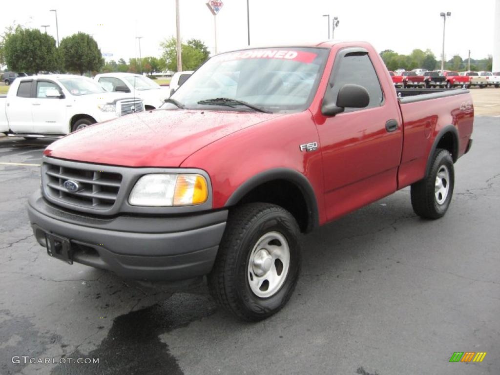 2002 F150 XL Regular Cab 4x4 - Toreador Red Metallic / Medium Graphite photo #3