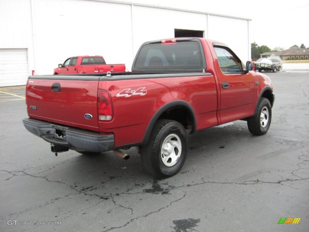 2002 F150 XL Regular Cab 4x4 - Toreador Red Metallic / Medium Graphite photo #7