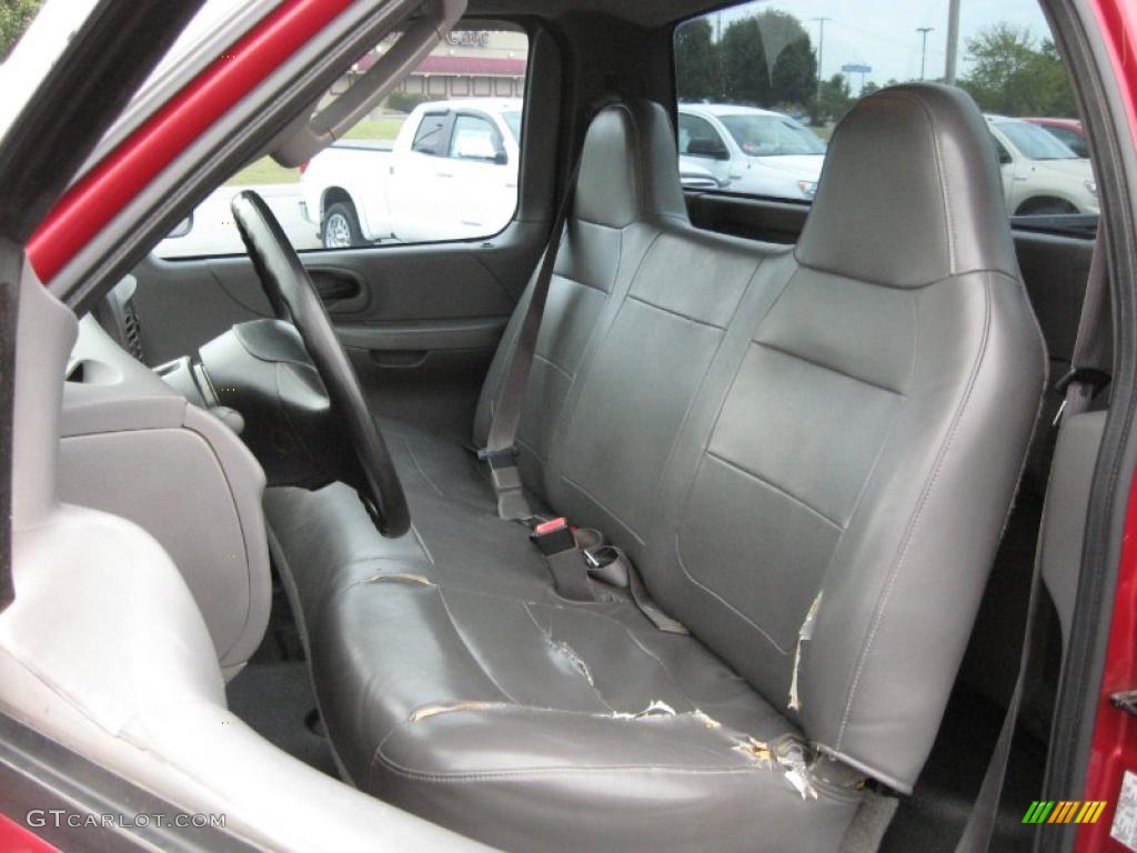 2002 F150 XL Regular Cab 4x4 - Toreador Red Metallic / Medium Graphite photo #11