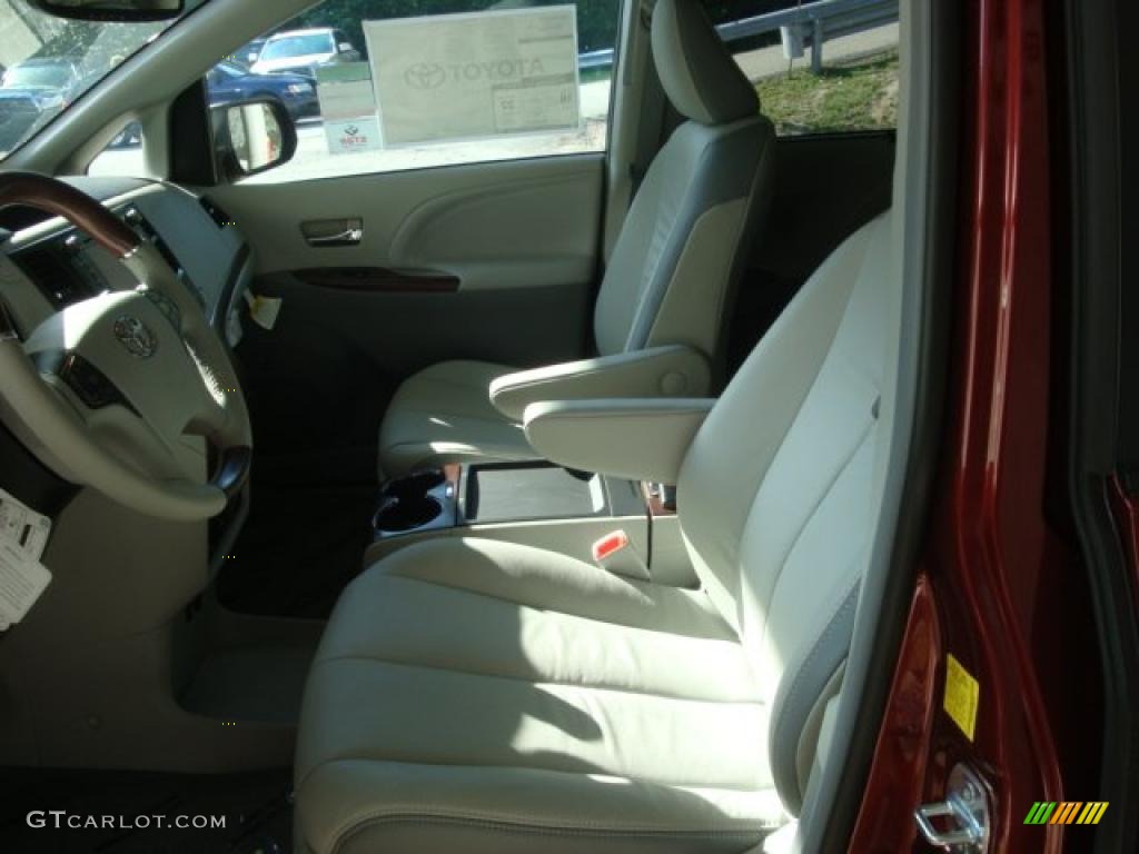 2011 Sienna Limited AWD - Salsa Red Pearl / Bisque photo #8