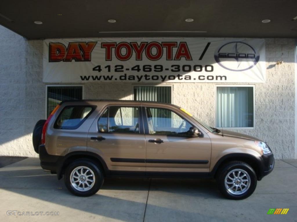 2004 CR-V LX 4WD - Mojave Mist Metallic / Saddle photo #1