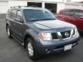 2005 Silverton Blue Pearl Nissan Pathfinder SE 4x4  photo #5