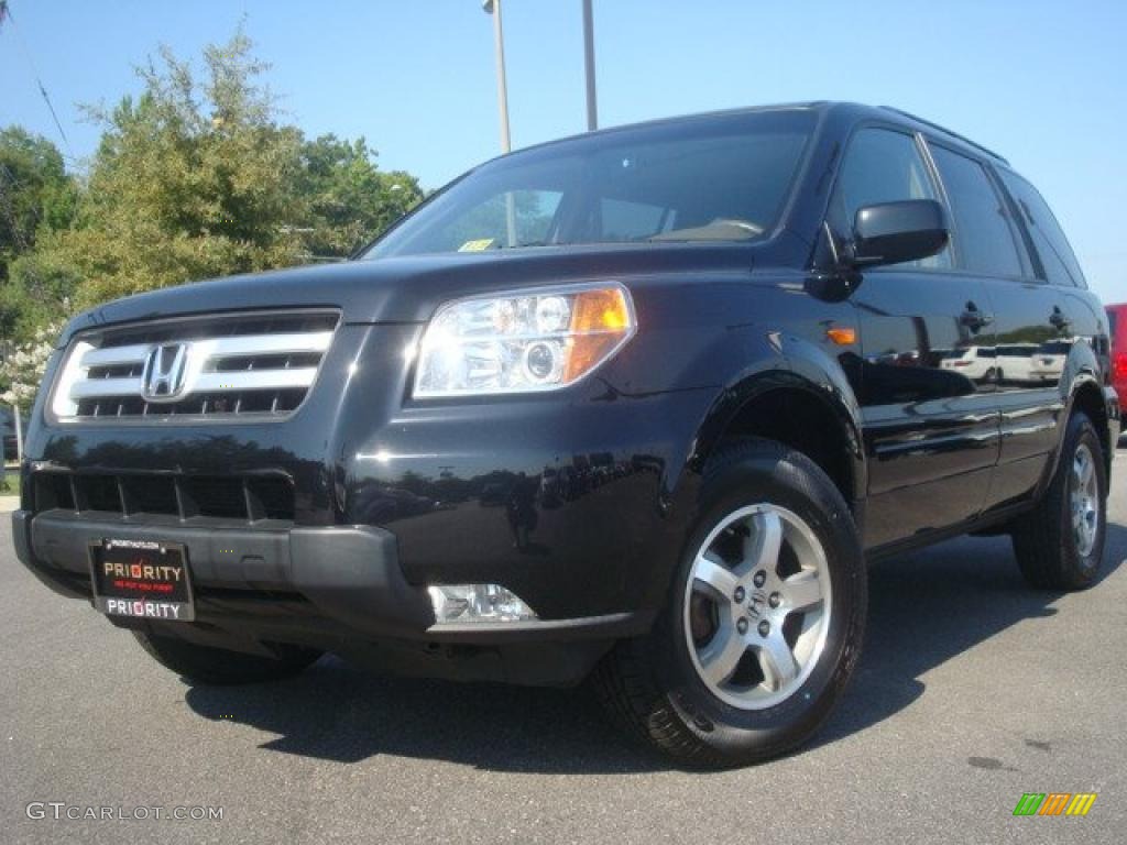 Formal Black Honda Pilot