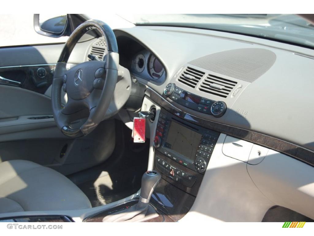 2008 E 350 Sedan - Flint Grey Metallic / Ash photo #11