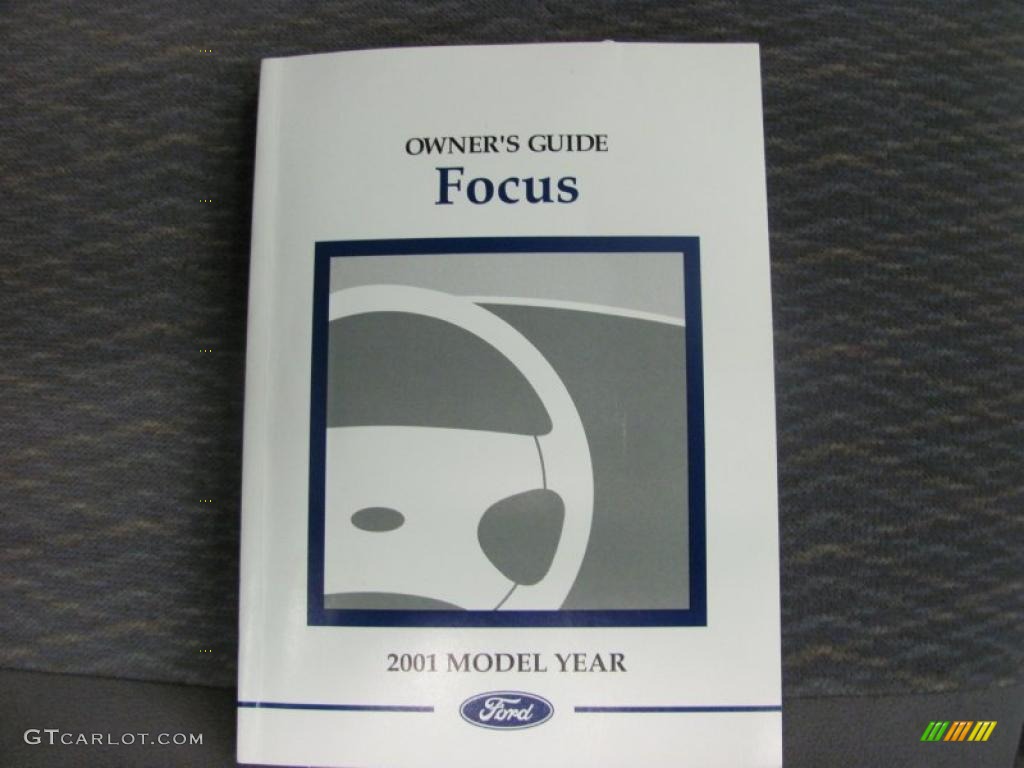 2001 Focus LX Sedan - Jackpot Gold Metallic / Medium Pebble photo #10