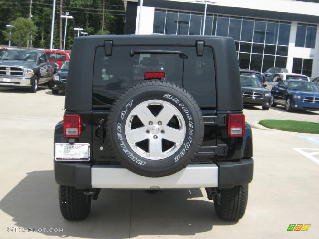 2010 Wrangler Sahara 4x4 - Black / Dark Slate Gray/Medium Slate Gray photo #4