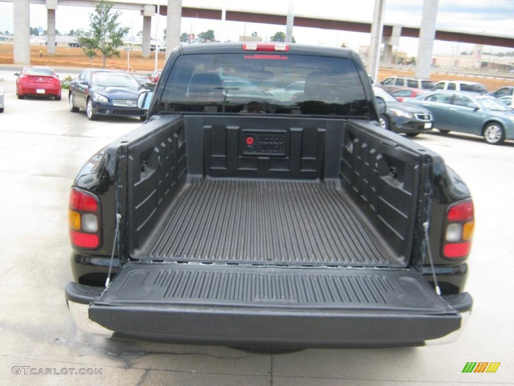 2005 Silverado 1500 LS Regular Cab - Black / Dark Charcoal photo #14