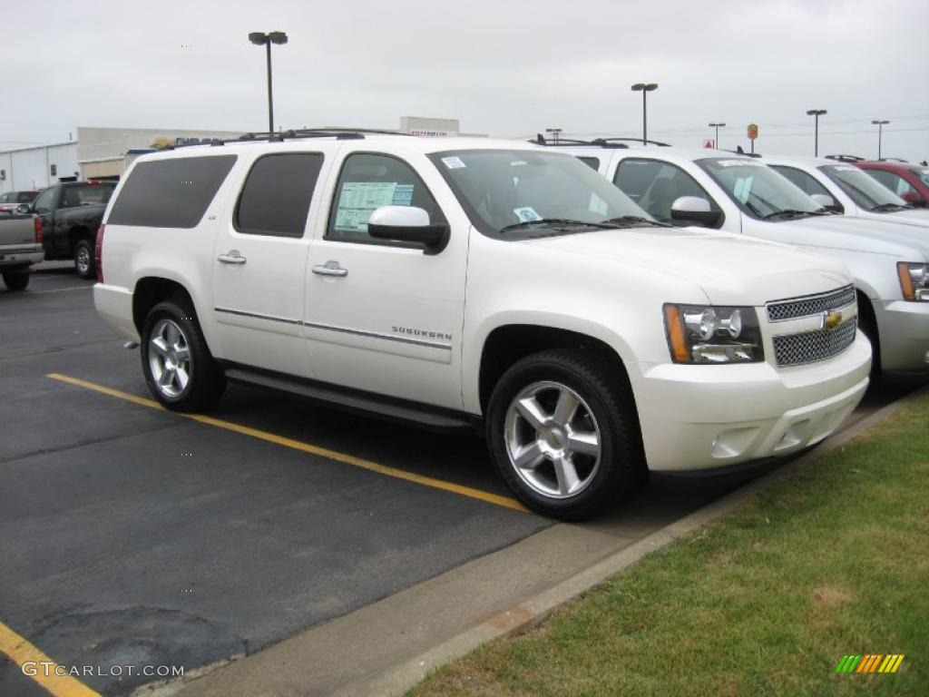 2011 Suburban LTZ - White Diamond Tricoat / Light Cashmere/Dark Cashmere photo #1