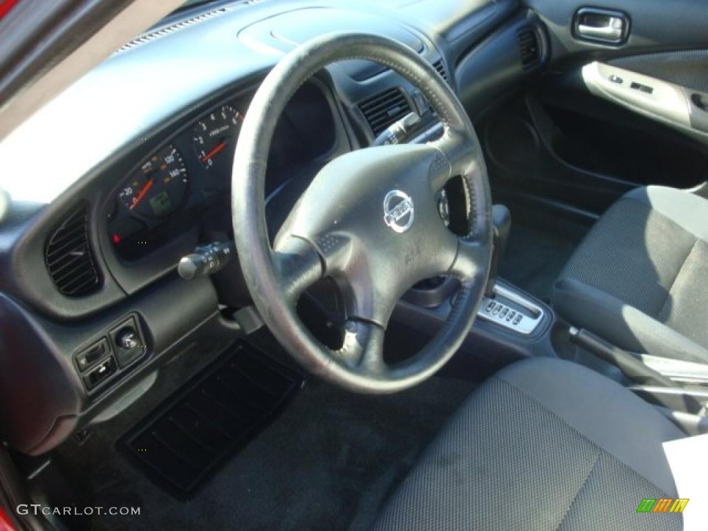 2004 Sentra SE-R - Aztec Red / Charcoal photo #15