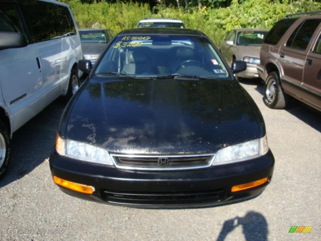 1996 Accord EX Coupe - Granada Black Pearl Metallic / Gray photo #5