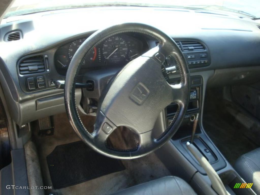 1996 Accord EX Coupe - Granada Black Pearl Metallic / Gray photo #9