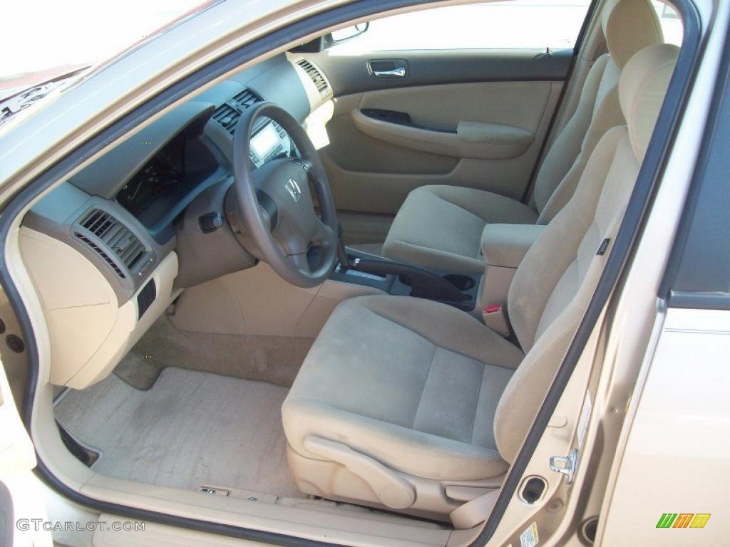 2006 Accord Value Package Sedan - Desert Mist Metallic / Ivory photo #21
