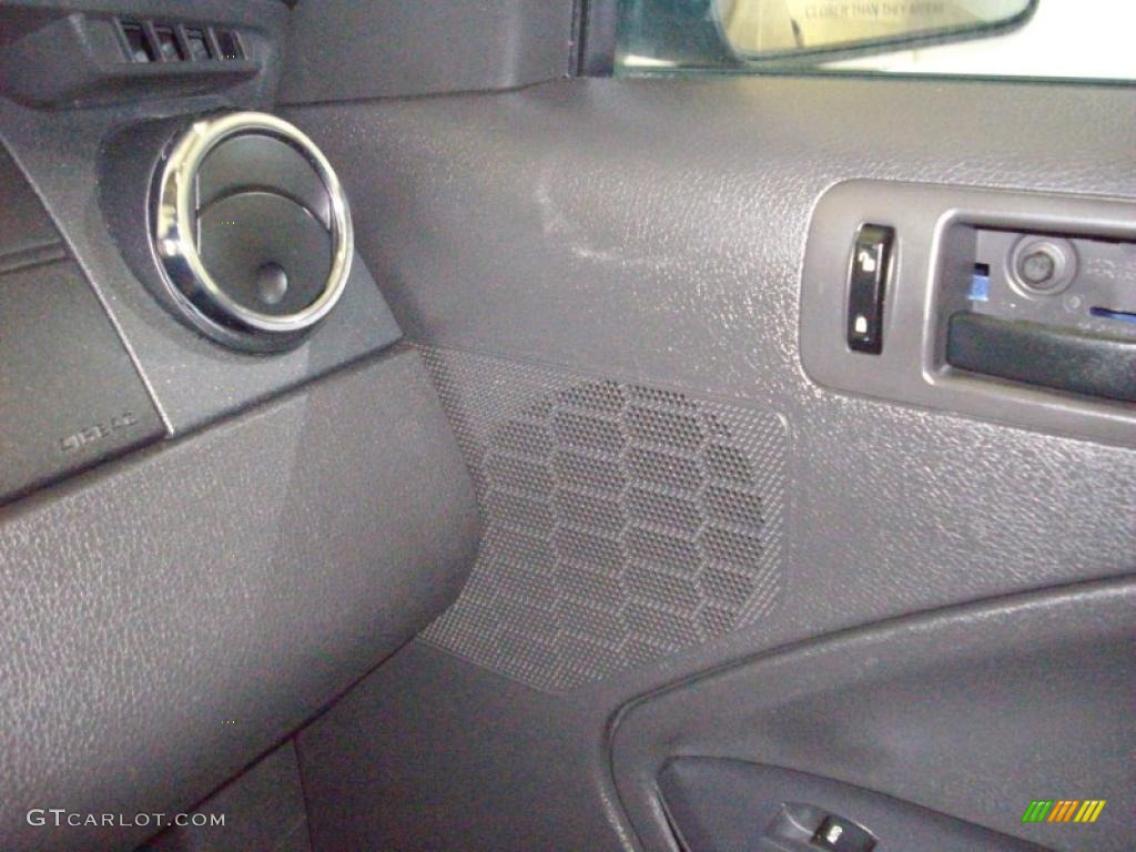 2007 Mustang V6 Deluxe Coupe - Vista Blue Metallic / Dark Charcoal photo #13