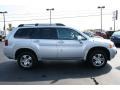 Liquid Silver Metallic - Endeavor SE AWD Photo No. 10