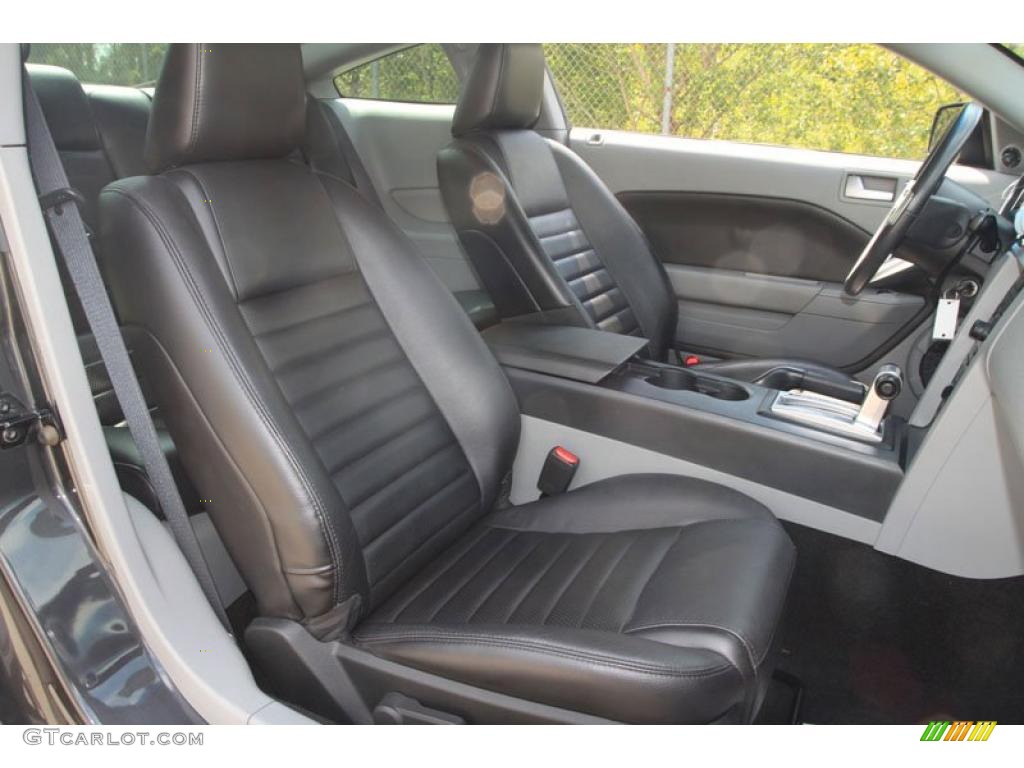 2007 Mustang GT Premium Coupe - Alloy Metallic / Dark Charcoal photo #25