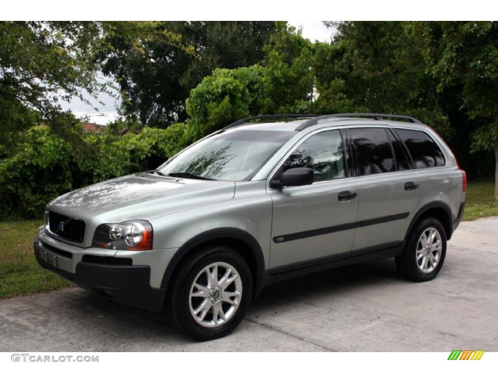 2004 XC90 T6 AWD - Silver Metallic / Taupe/Light Taupe photo #2