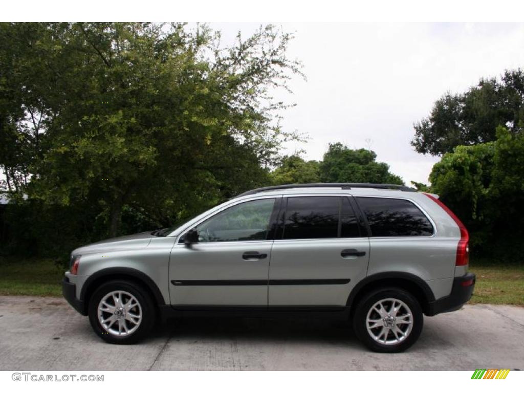 2004 XC90 T6 AWD - Silver Metallic / Taupe/Light Taupe photo #4
