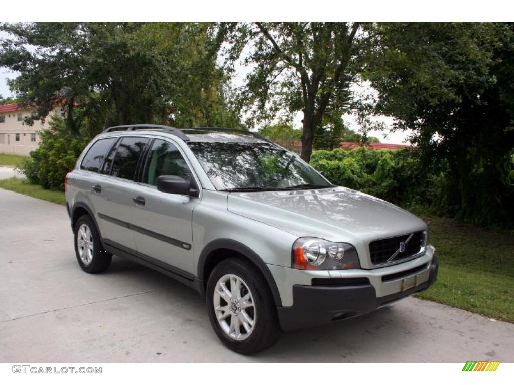 2004 XC90 T6 AWD - Silver Metallic / Taupe/Light Taupe photo #13