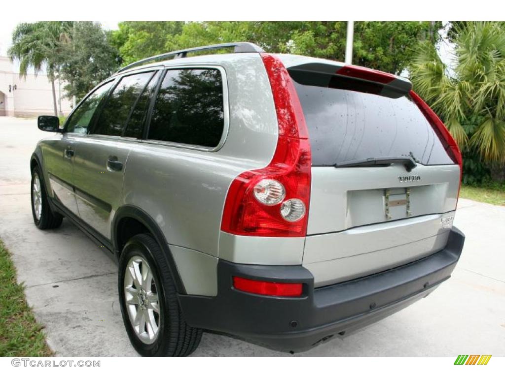 2004 XC90 T6 AWD - Silver Metallic / Taupe/Light Taupe photo #17