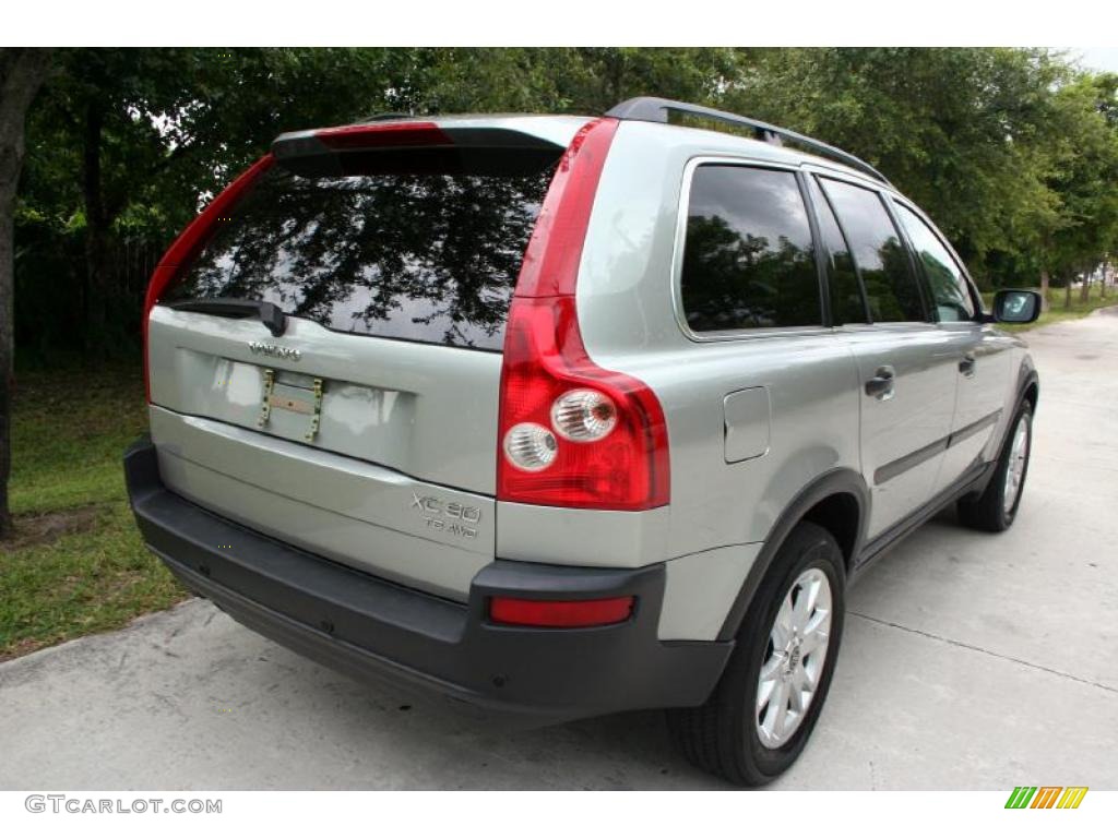 2004 XC90 T6 AWD - Silver Metallic / Taupe/Light Taupe photo #18