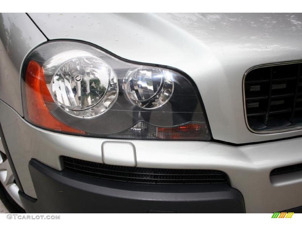 2004 XC90 T6 AWD - Silver Metallic / Taupe/Light Taupe photo #19