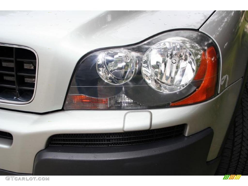 2004 XC90 T6 AWD - Silver Metallic / Taupe/Light Taupe photo #20