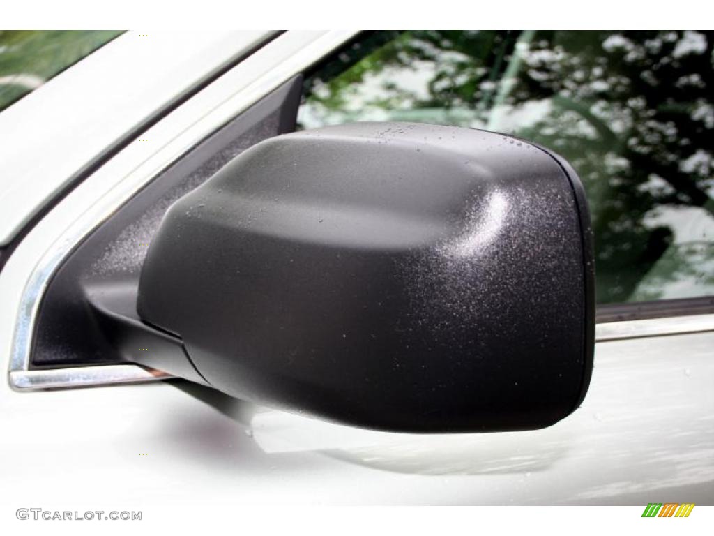 2004 XC90 T6 AWD - Silver Metallic / Taupe/Light Taupe photo #24