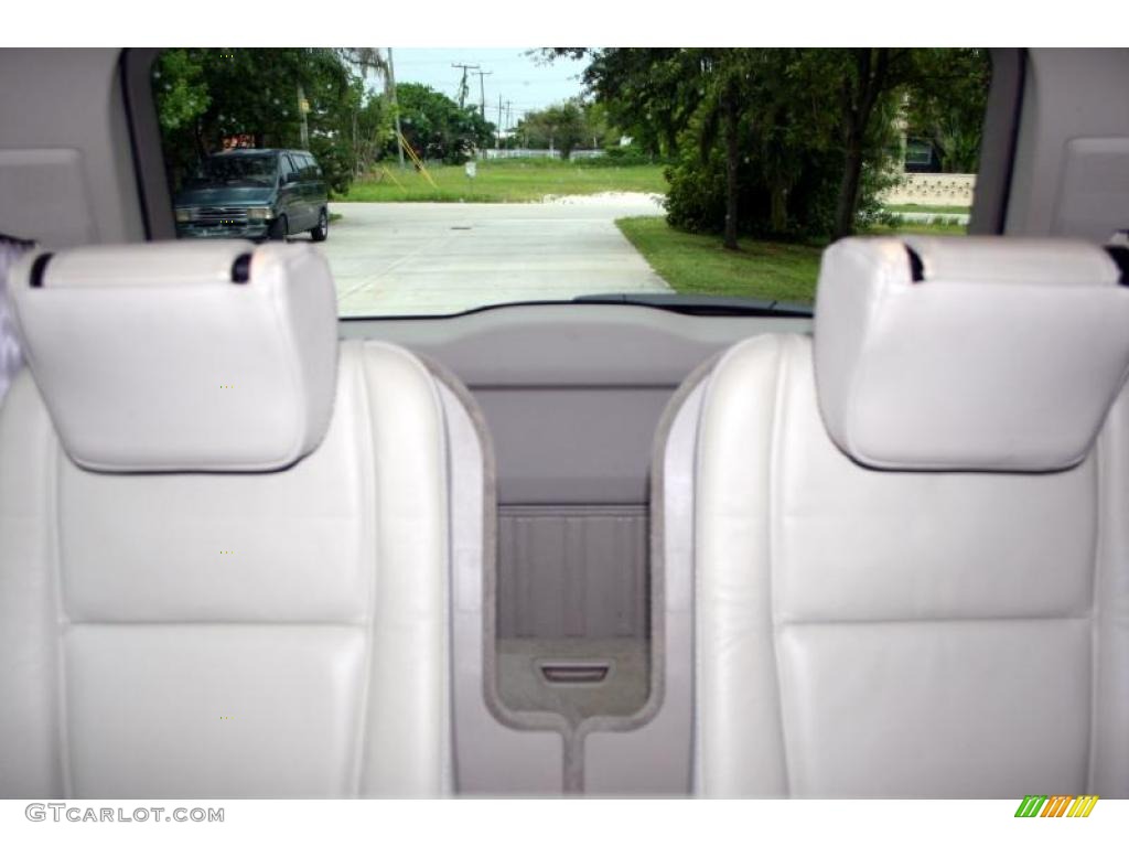 2004 XC90 T6 AWD - Silver Metallic / Taupe/Light Taupe photo #54