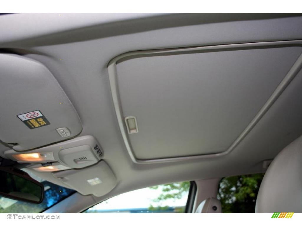 2004 XC90 T6 AWD - Silver Metallic / Taupe/Light Taupe photo #60