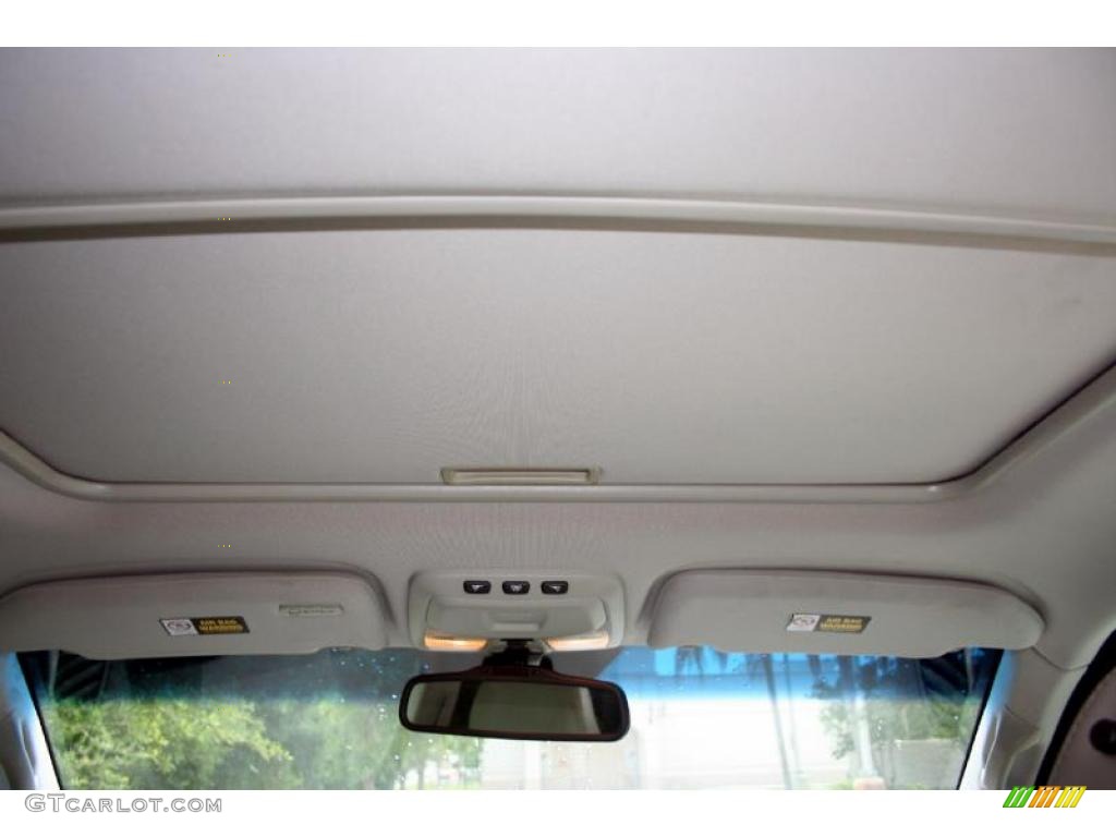 2004 XC90 T6 AWD - Silver Metallic / Taupe/Light Taupe photo #61