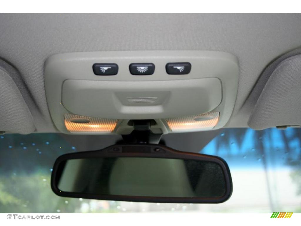 2004 XC90 T6 AWD - Silver Metallic / Taupe/Light Taupe photo #65