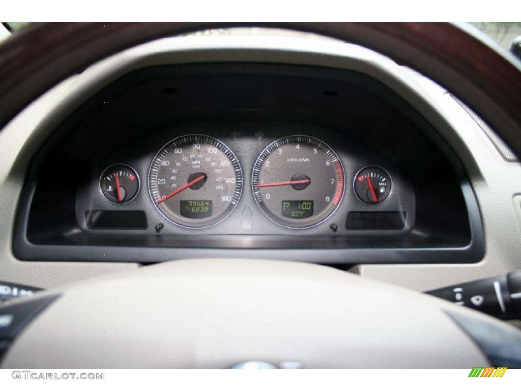 2004 XC90 T6 AWD - Silver Metallic / Taupe/Light Taupe photo #84