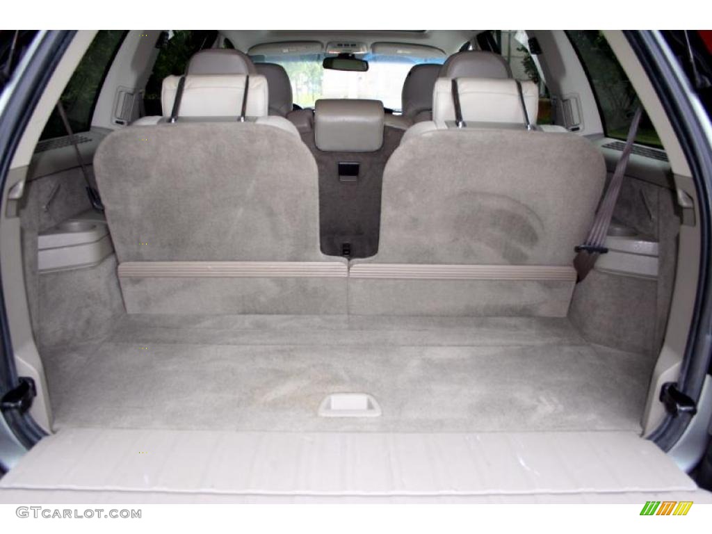 2004 XC90 T6 AWD - Silver Metallic / Taupe/Light Taupe photo #107