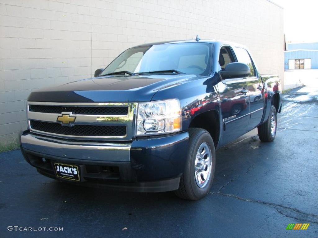 2008 Silverado 1500 LS Crew Cab - Dark Blue Metallic / Dark Titanium photo #2