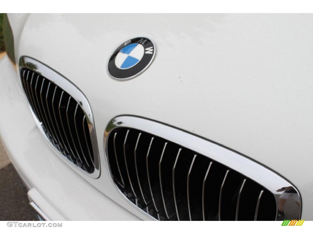 2005 3 Series 330i Convertible - Alpine White / Black photo #13