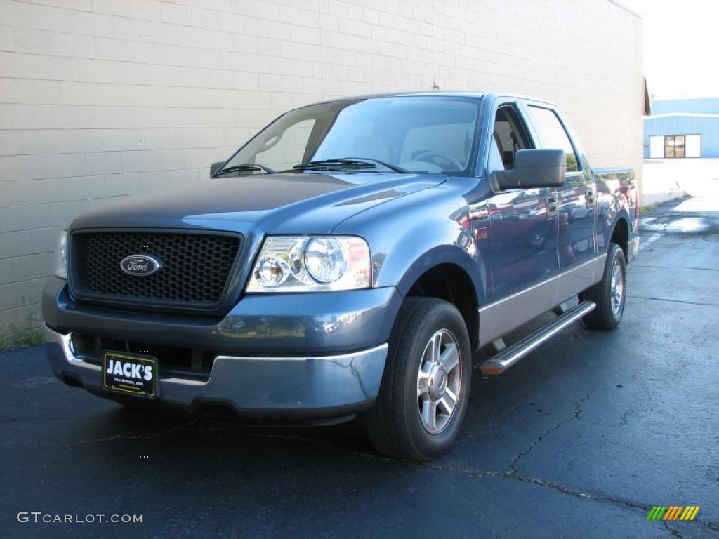 2005 F150 XLT SuperCrew - Medium Wedgewood Blue Metallic / Tan photo #2