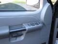 Black Clearcoat - Explorer Sport Trac XLS Photo No. 9
