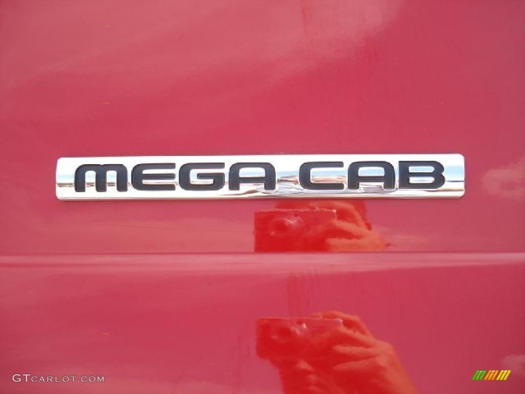 2006 Ram 3500 Laramie Mega Cab 4x4 - Flame Red / Medium Slate Gray photo #43