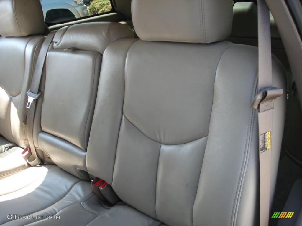 2005 Tahoe Z71 4x4 - Black / Tan/Neutral photo #11