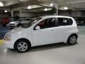 2005 Summit White Chevrolet Aveo LS Hatchback  photo #10