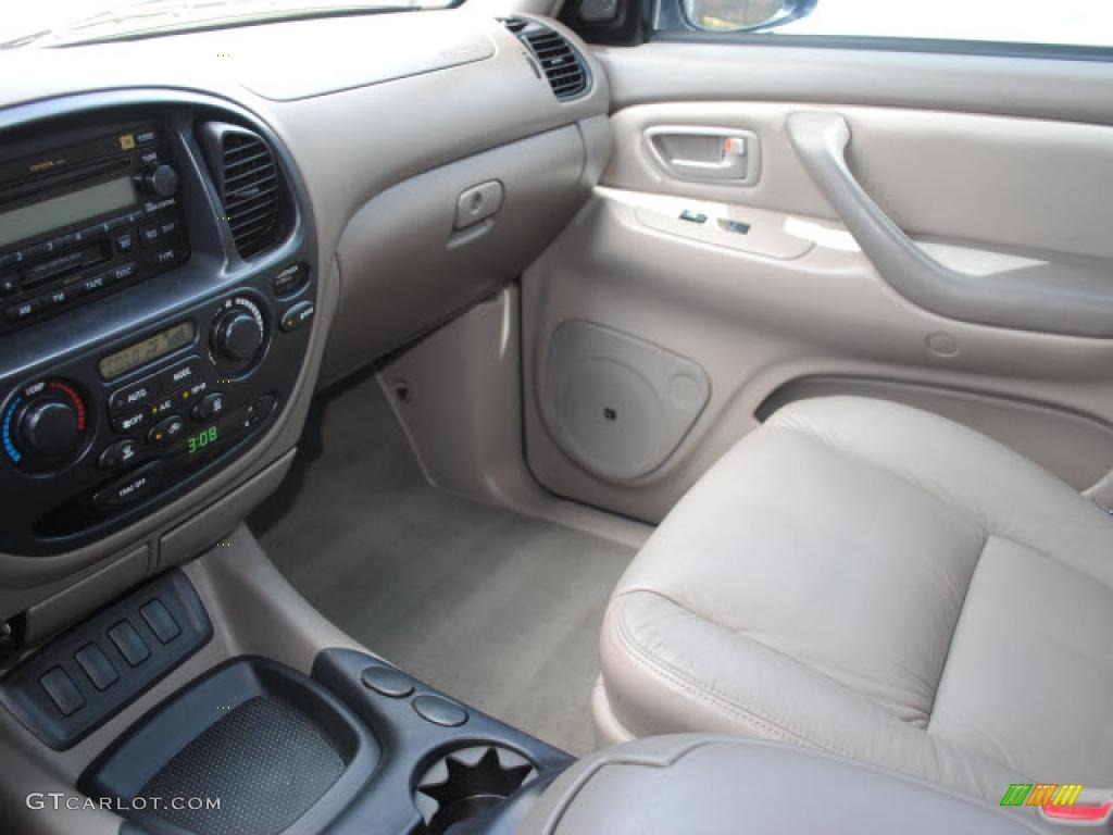 2005 Sequoia SR5 - Blue Steel Metallic / Taupe photo #34