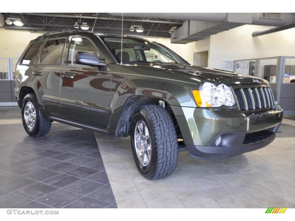 2008 Grand Cherokee Laredo - Jeep Green Metallic / Dark Slate Gray photo #4
