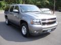 Greystone Metallic - Suburban LT 4x4 Photo No. 3