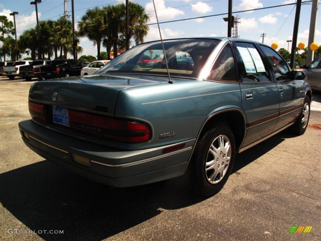 1993 Regal Custom Sedan - Medium Maui Blue Metallic / Beige photo #3