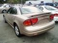 2001 Sandstone Metallic Oldsmobile Alero GL Sedan  photo #4