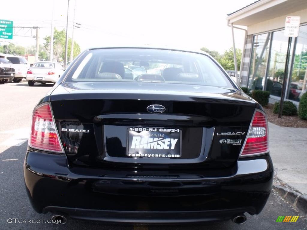 2006 Legacy 2.5i Limited Sedan - Obsidian Black Pearl / Off-Black photo #6