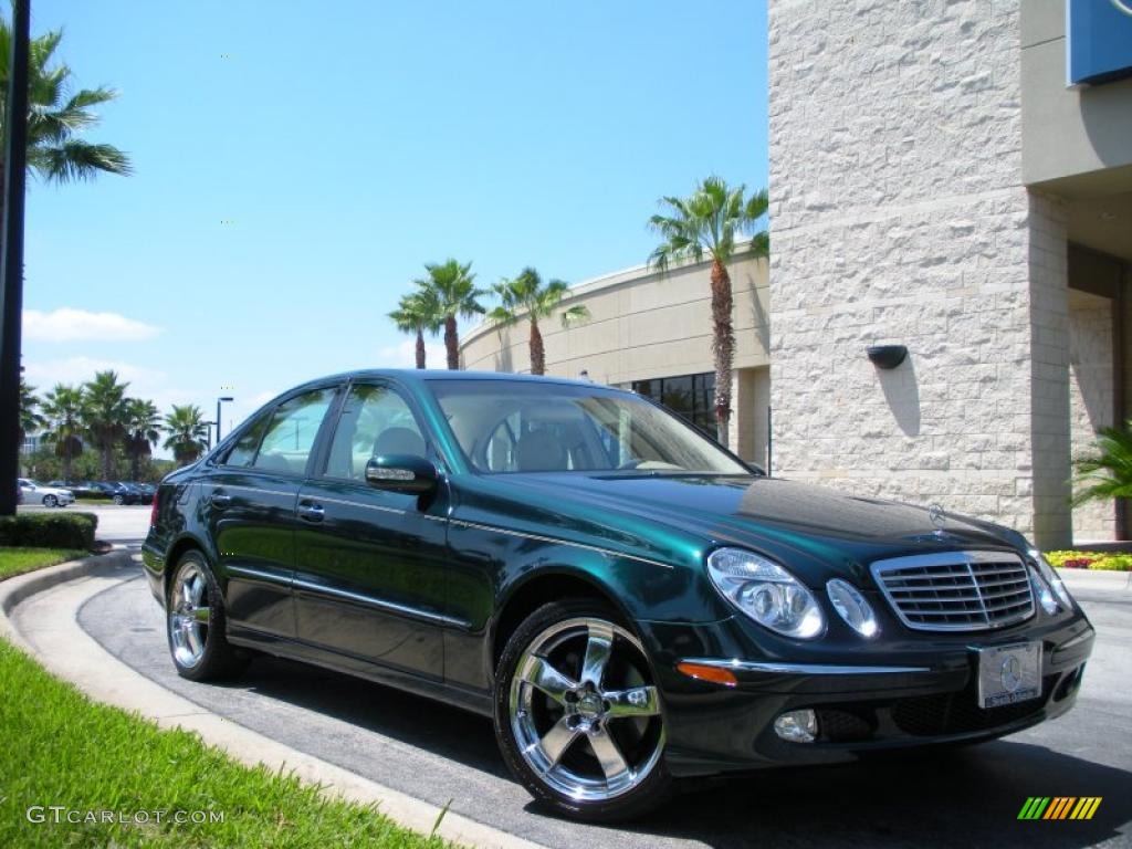 2003 E 320 Sedan - Everest Green Metallic / Java photo #4