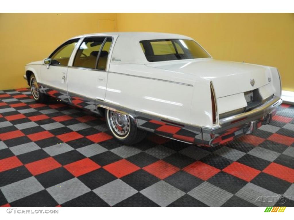 1994 Fleetwood Sedan - White / Burgundy photo #4