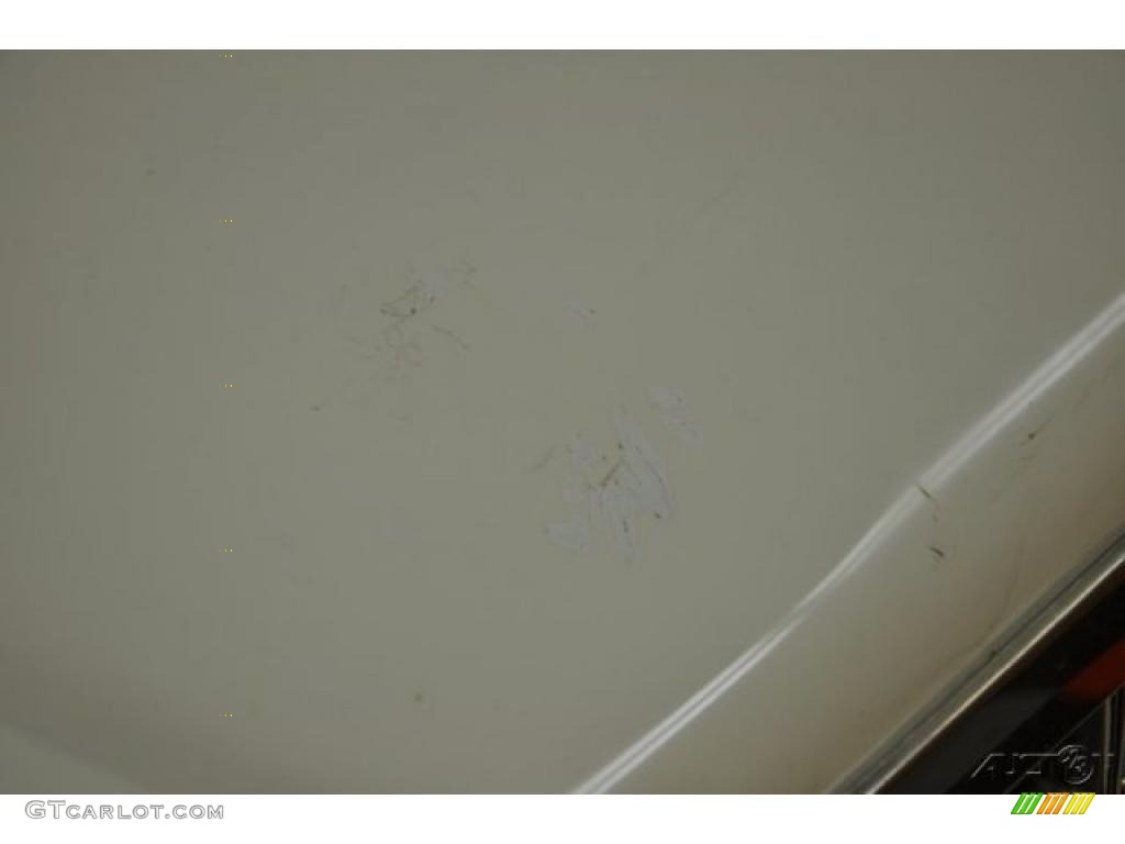 1994 Fleetwood Sedan - White / Burgundy photo #18