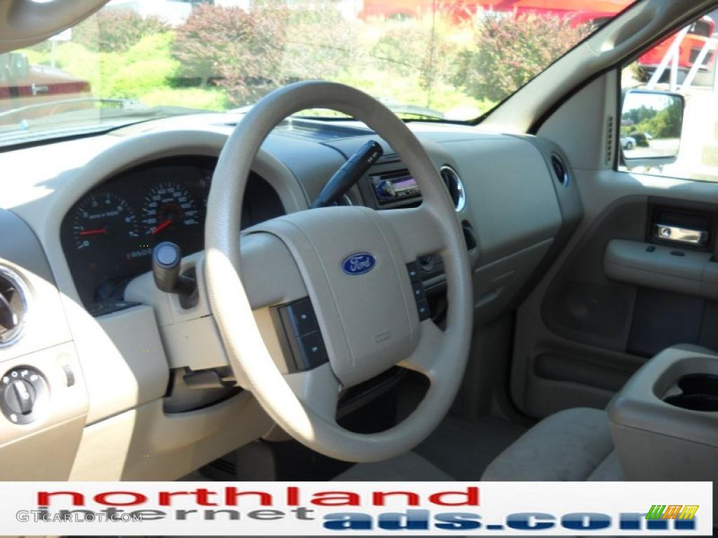 2006 F150 XLT Regular Cab 4x4 - Medium Wedgewood Blue Metallic / Tan photo #10